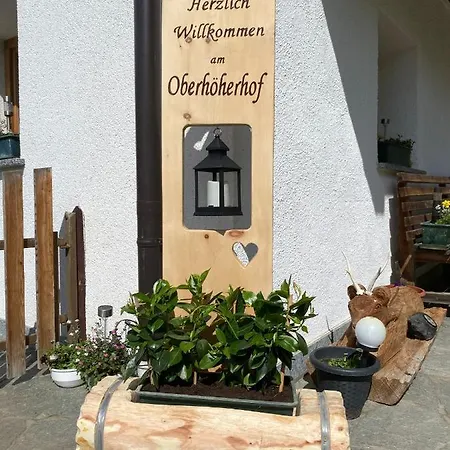 Oberhoeher Talblick